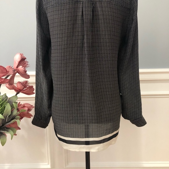 Vince 100% Silk Printed Color Block Blouse B & W - Picture 6 of 8